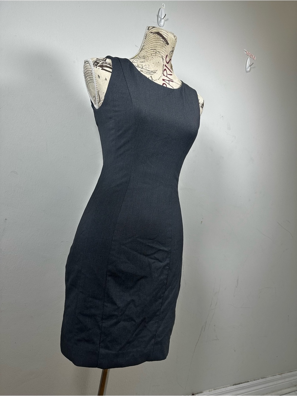 H&M Women's Gray Sleeveless Sheath Dress Size 4